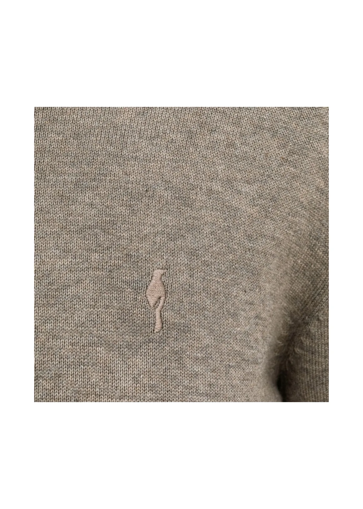 Beżowy sweter męski z golfem