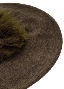 Beret damski z pomponem w kolorze khaki