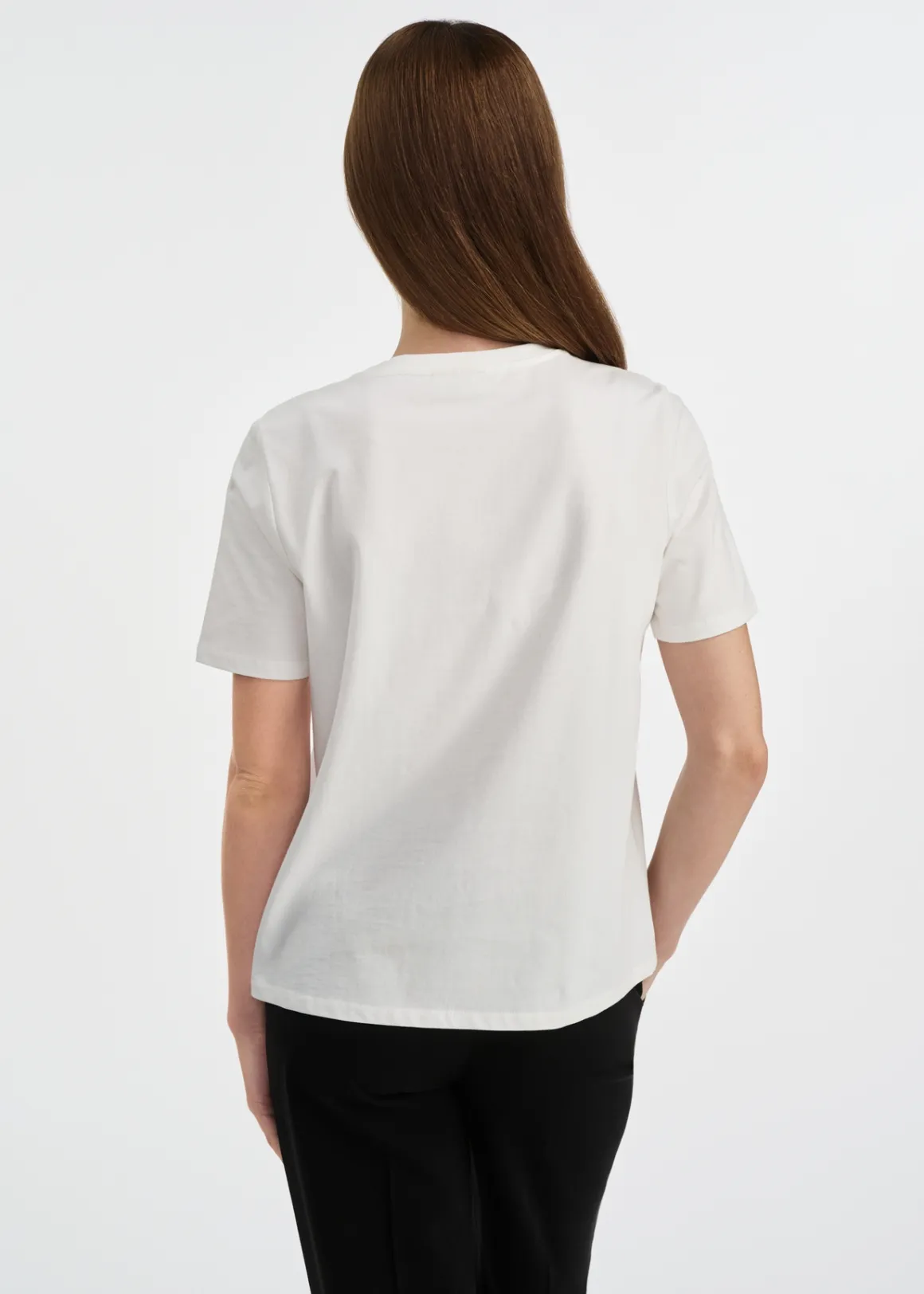 Biały t-shirt bawełniany z aplikacjami