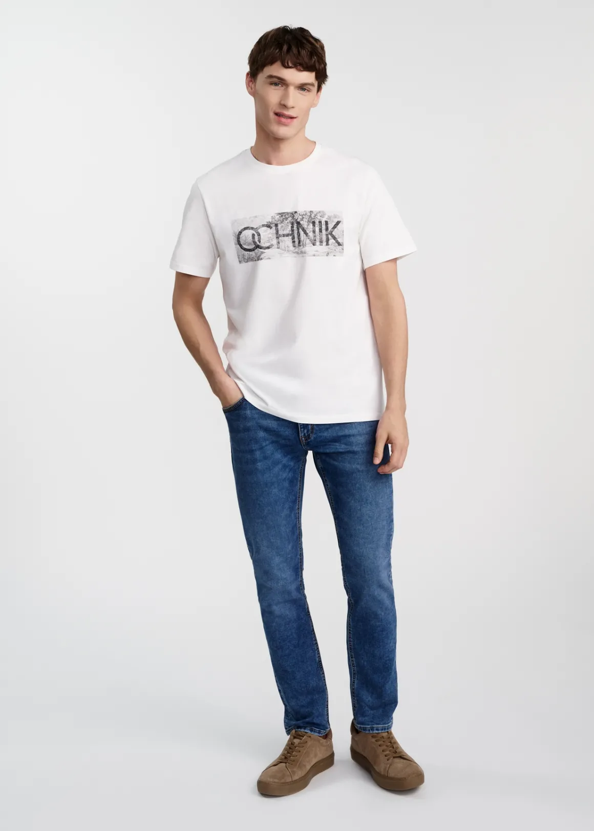 Biały t-shirt męski z logotypem