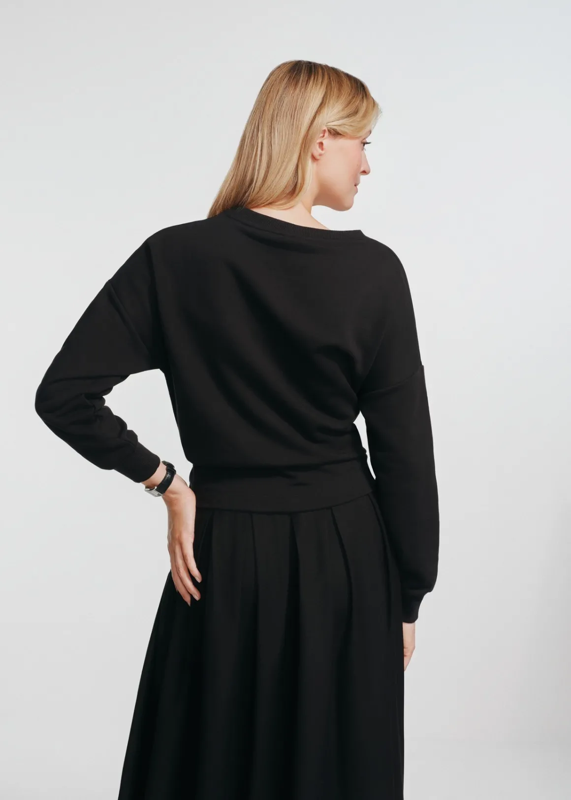 Bluza damska z haftowanym logo
