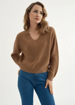 Camelowy sweter dekolt V damski