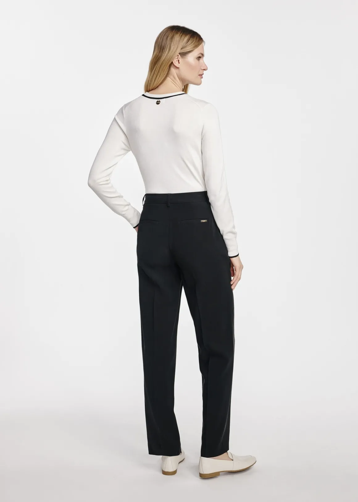 Czarne eleganckie spodnie damskie