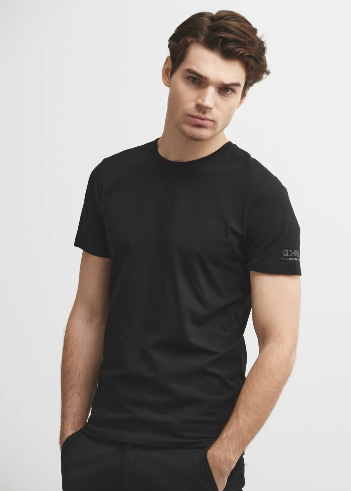 Czarny basic T-shirt męski z logo