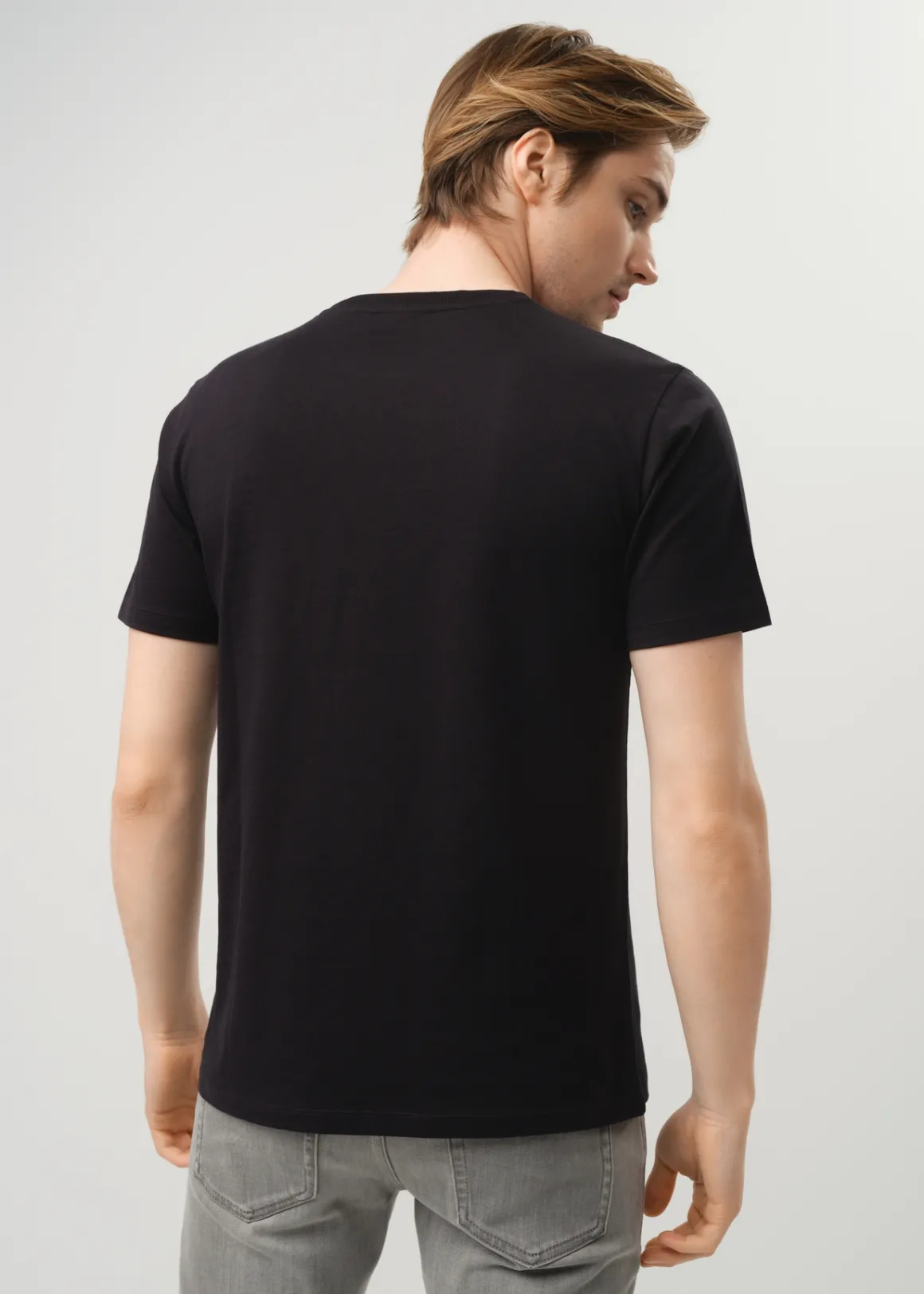 Czarny T-shirt męski z logo