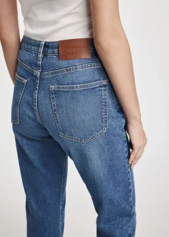 Granatowe spodnie jeansowe damskie