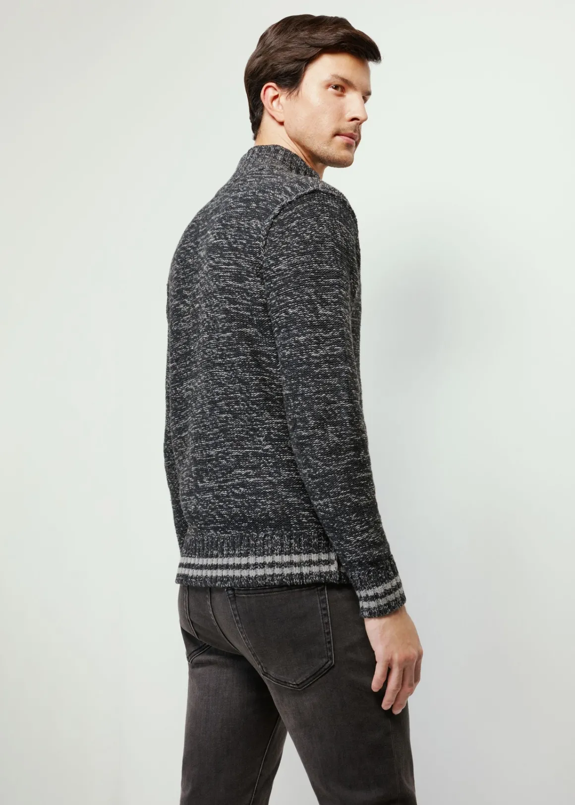 Granatowy sweter męski na suwak