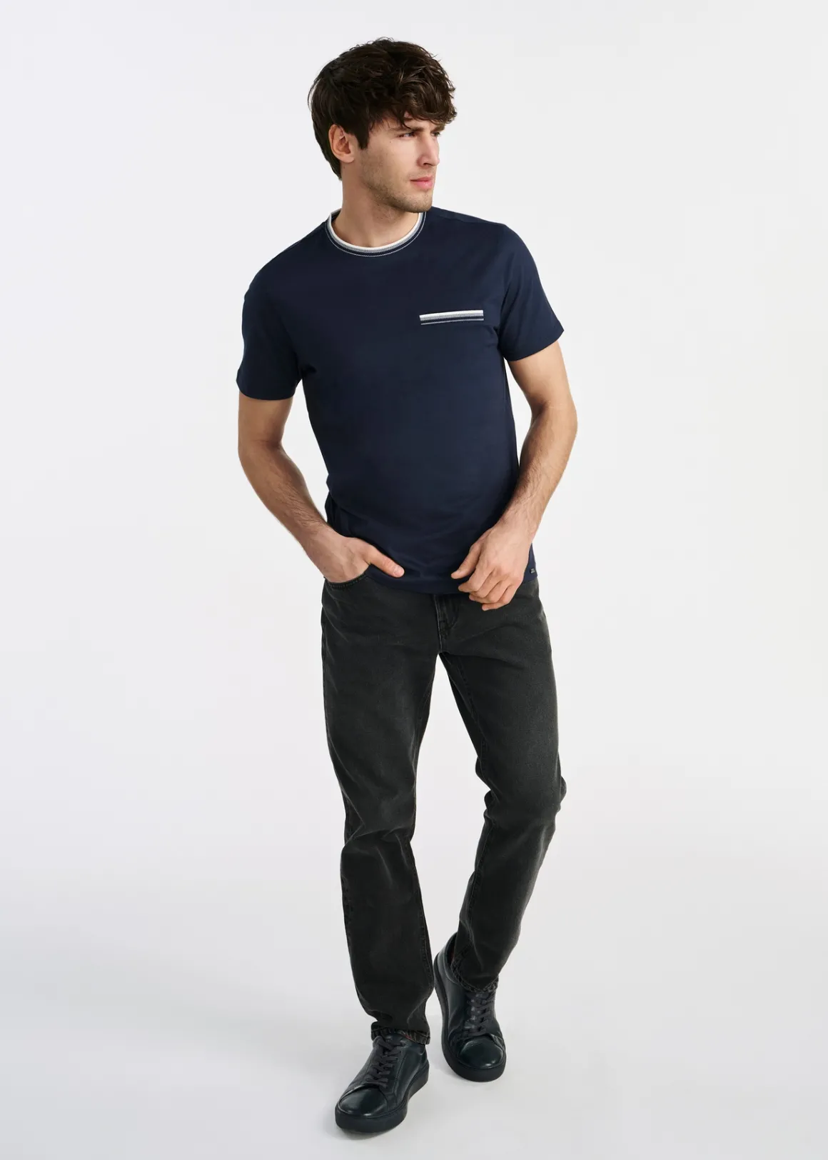 Granatowy T-shirt męski z bawełny