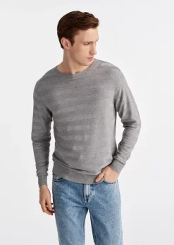 Jasnoszary sweter męski w paski