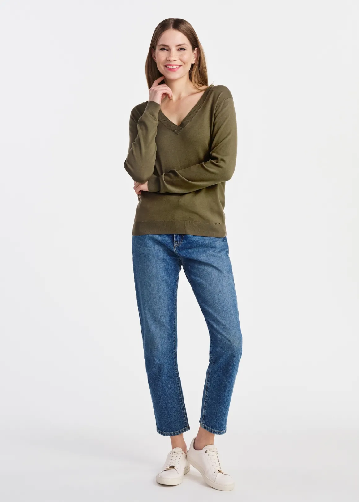 Sweter damski z dekoltem V-neck w kolorze khaki